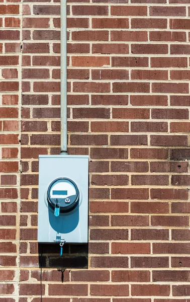 Vertical Shot Electric Meter Old Red Brick Wall Copy Space — Stock Photo, Image