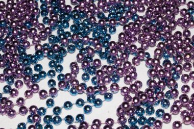 Noel ağaçları için tasarım süslemek için küçük toplar boncuk