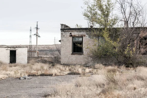 Ancienne Maison Ruine Abandonnée Sans Fenêtres Portes Locaux Non Résidentiels — Photo