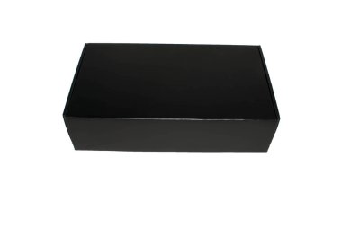 Kara kutu tasarımı için beyaz arka plan üzerinde izole