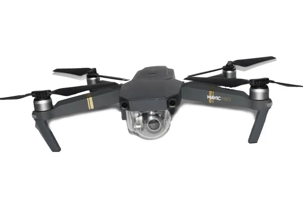 İnsansız hava aracı dji Mavic Pro quadcopter pil güç kaynağı fotoğraf-video çekim beyaz arka planda ülke Kazakistan şehir Kentau üzerinde izole 27 Temmuz, 2019