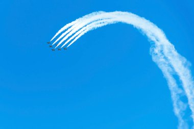 Rusya, Zhukovsky, 23 Temmuz 2017: Uluslararası Havacılık ve uzay Salon Maks-2017, avcı uçağı uçuşlar. Yıllık olay, bilimsel konferanslar, iş siteleri, dünyanın en parlak uçuş programı.