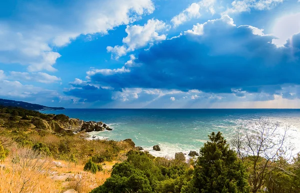 Sarych Burnu Kırım Dağlarına Bakan Deniz Manzarası Güneşli Kış Ukrayna — Stok fotoğraf