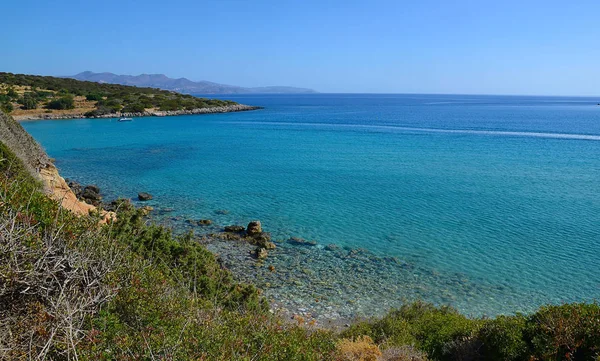 Yaz Adası Crete Deniz Manzaralı Dağ Yunanistan Sahil Taşlar Küçük — Stok fotoğraf