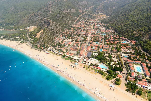 Vista Aerea Della Città Spiaggia Oludeniz Turchia Mare Blu Spiaggia — Foto Stock