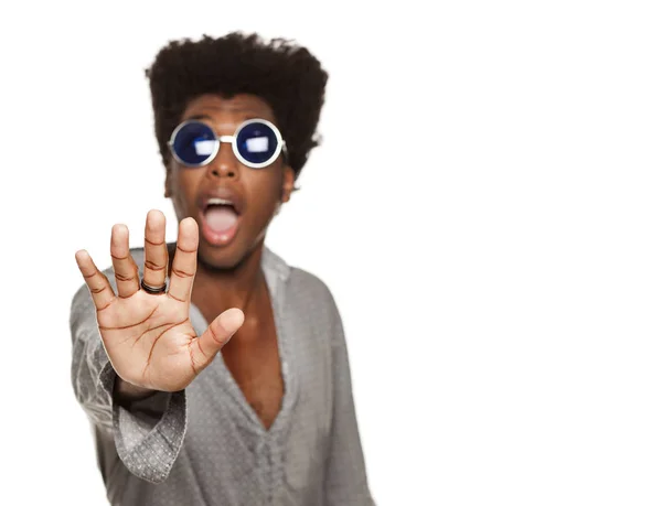 Ung Snygg Afro Amerikansk Snygg Hipster Kille Visar Stopp Med — Stockfoto