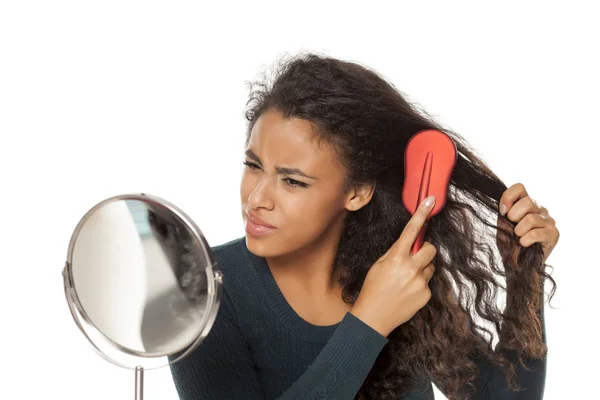 Portrait Young Dark Skinned Woman Long Hair Combing Problem White — Stock Photo, Image