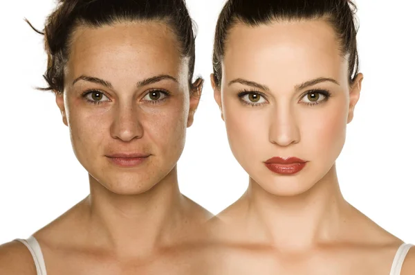 Jämförelse Porträtt Kvinna Utan Och Med Makeup Makeover Koncept — Stockfoto