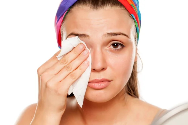 Young Pretty Woman Wipes Her Face Wet Wipe White Background — Stock Photo, Image