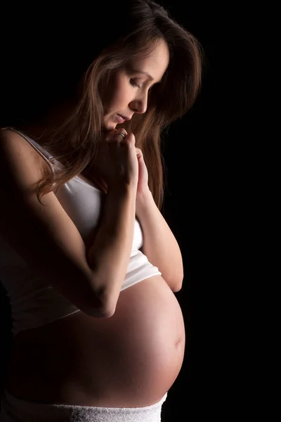 Retrato Mujer Embarazada Sobre Fondo Oscuro —  Fotos de Stock