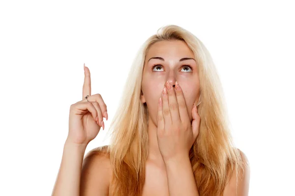 Shocked Blonde Woman Released Hair Looking Pointing — Stock Photo, Image