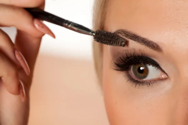 Closeup Eyebrow Shaping Brush — Stock Photo, Image