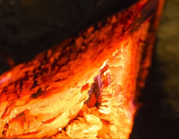 Wnętrz Drewnianych Spalania Kominku — Zdjęcie stockowe