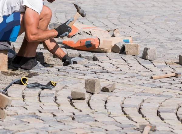 Worker Making Pavement Stone Blocks City — Stock Photo, Image