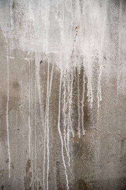 Beton Duvardaki boya lekeleri