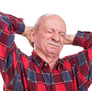  Sağlık, ağrı, stres ve yaş konsepti. Hasta yaşlı adam. Kıdemli 