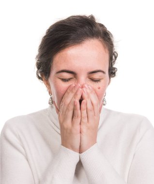 Sağlık, stres ve baş ağrısı konsepti. Stressedl kadın dokunmaya