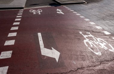 Bisiklet tabelası. Road Marking, Barselona, Ispanya