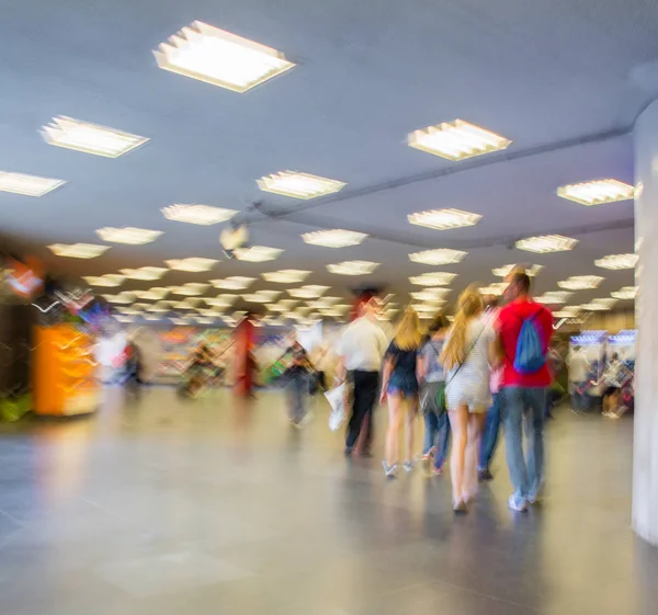 Silhoette astratte dei passeggeri in metropolitana — Foto Stock