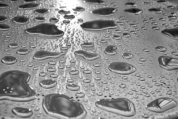 Close up gotas de água na superfície do metal pode ser usado para web design — Fotografia de Stock