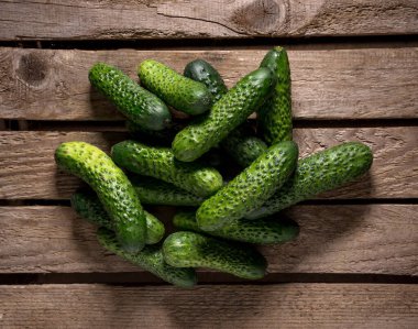 taze organik salatalık