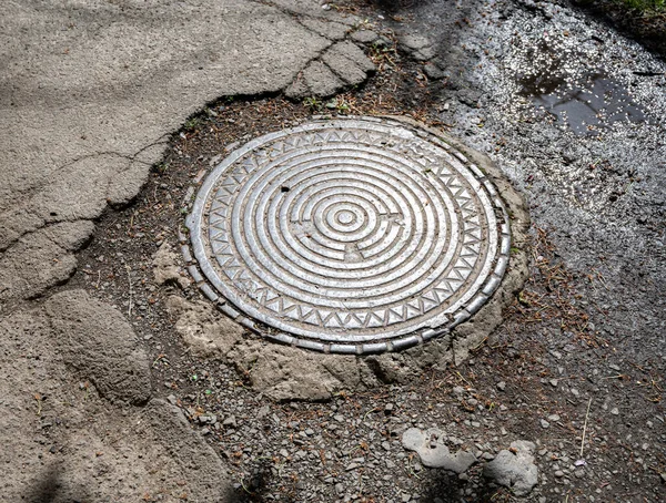 Trappe Métallique Égout Sur Surface Chaussée — Photo