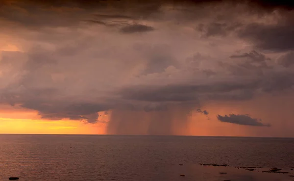 Baltık Denizi Nde Inanılmaz Bir Gün Batımı Deniz Burnu — Stok fotoğraf