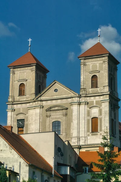 Vista Due Torri Della Chiesa Bardo Tempo Soleggiato — Foto Stock