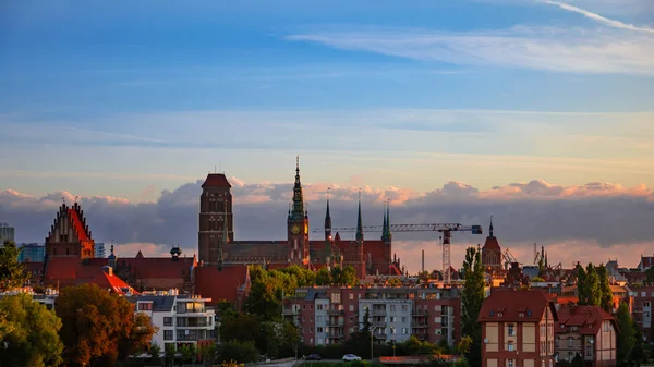 Piękne Kolorowe Gród Gdański Kościół Mariacki Sunrise — Zdjęcie stockowe