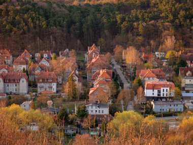 Gdansk manzarası, Oliwa bölgesi, Polonya. Eski evler. Pacholek tepesinden görünüm.