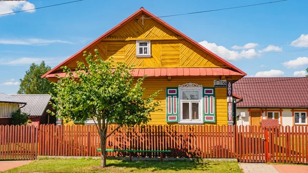 Trzescianka Polsko 2020 Tradiční Starý Dřevěný Polský Venkovský Dům Obci — Stock fotografie