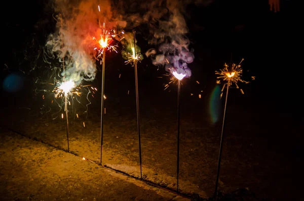 Bengal ateşi sparks yeni yıl