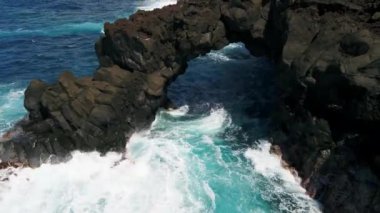 Anteni dron görünümü Reunion Adası bazaltik Arch Bois Blanc