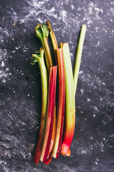 Fresh organic rhubarb — Stock Photo, Image