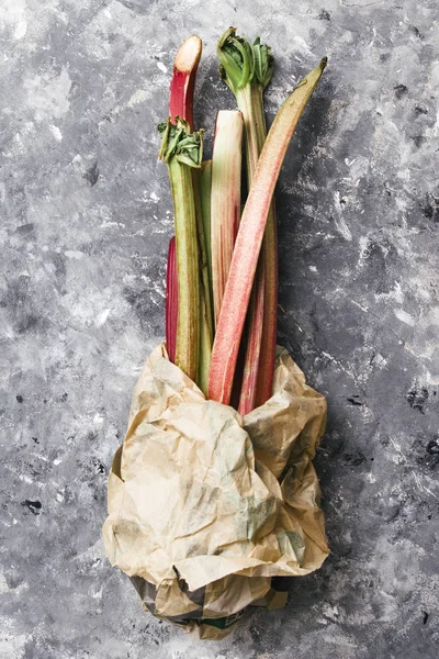 Fresh organic rhubarb — Stock Photo, Image