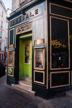 Paris Montmartre sokak