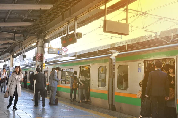 Tokyo Japon Novembre 2014 Foule Personnes Voyageant Train Pendant Les — Photo