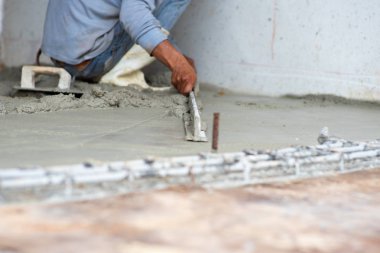 Seçici odak resim takviye beton yapı inşaat sahasında çelik satırlar