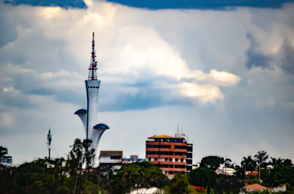 このコレクションで私はアナログのテレビ塔ともデジタル テレビ塔 大聖堂 Musel インドの記念碑 Subwayand Paranoa のほかの多くの写真を Braslia ブラジルの首都 — ストック写真