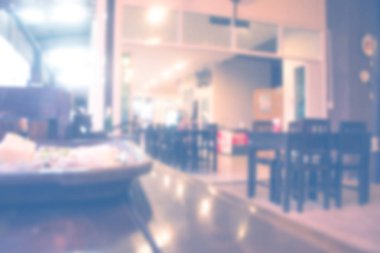 Bokeh ile restoranın arka planında bulanık arkaplan.