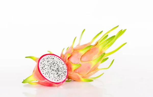 Draken Frukt Eller Pitaya Frukt Vit Bakgrund — Stockfoto