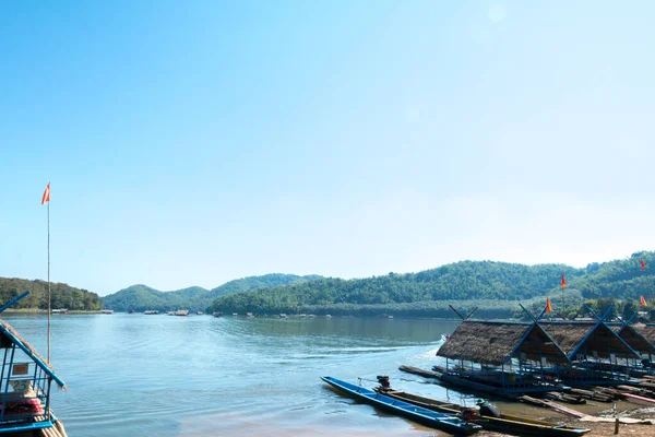 Balsa Bambú Flotando Lago Verano Viajar Verano Tailandia — Foto de Stock