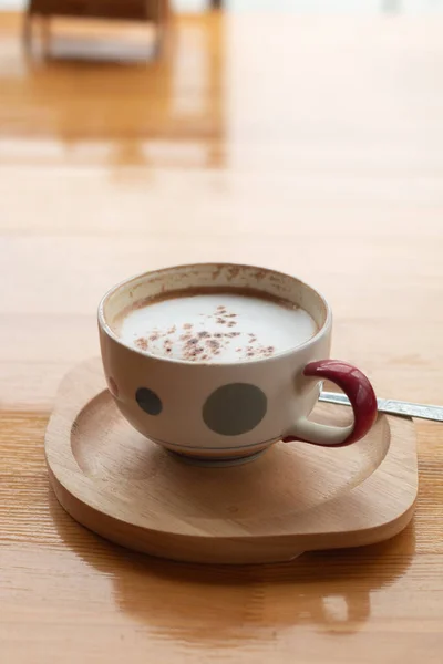 Une Tasse Café Latte Sur Bureau Bois Temps Détente Pause — Photo