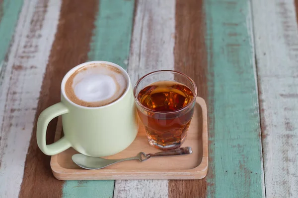 Cerrar Una Taza Vintage Café Con Leche Caliente Escritorio Vintage — Foto de Stock