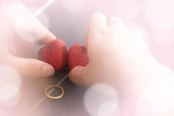 Cuore Decorativo Nella Mano Della Donna Concetto San Valentino — Foto Stock