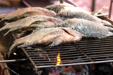 Tuzlu ızgara balık..