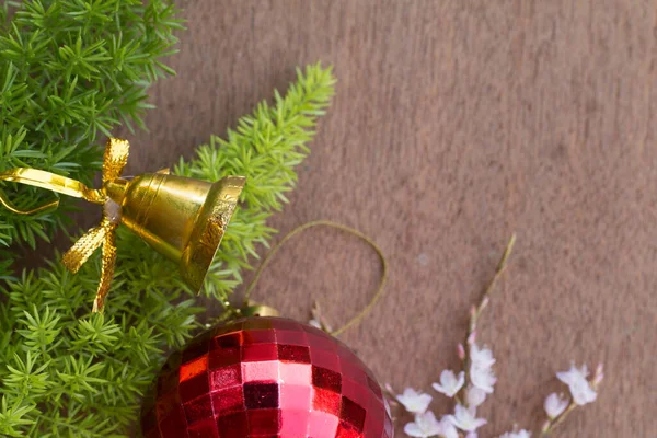 Albero Natale Decorato Con Ornamenti Colorati Design Copyspace Fare Sfondo — Foto Stock