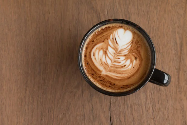 Piccolo Latte Arte Una Taza Coronando Hermoso Corazón Arte Leche — Foto de Stock