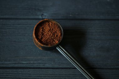 Aeropress için hazır kahve kapatmak.