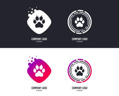 Logo kavramı. İle köpek pençe işareti simgesi Debriyaj yapar. Evcil hayvan sembolü. Logo tasarımı. Renkli düğmeler simgeler ile. Vektör